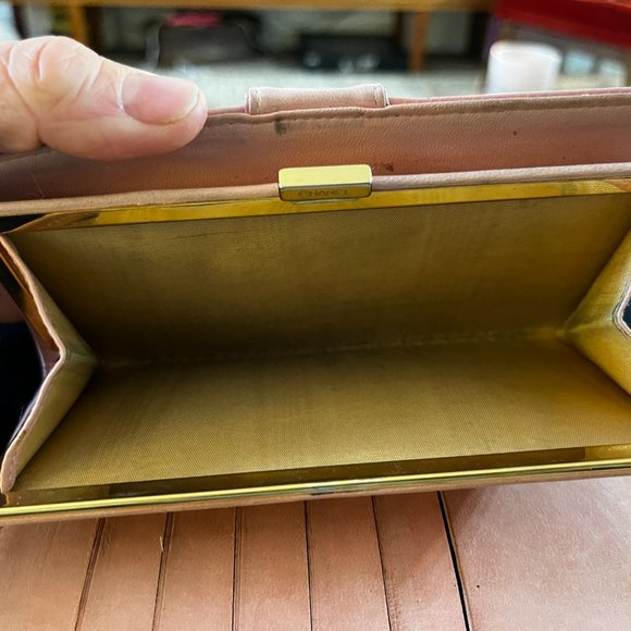 Chanel Caviar Leather Pink Wallet - Picture 10 of 12